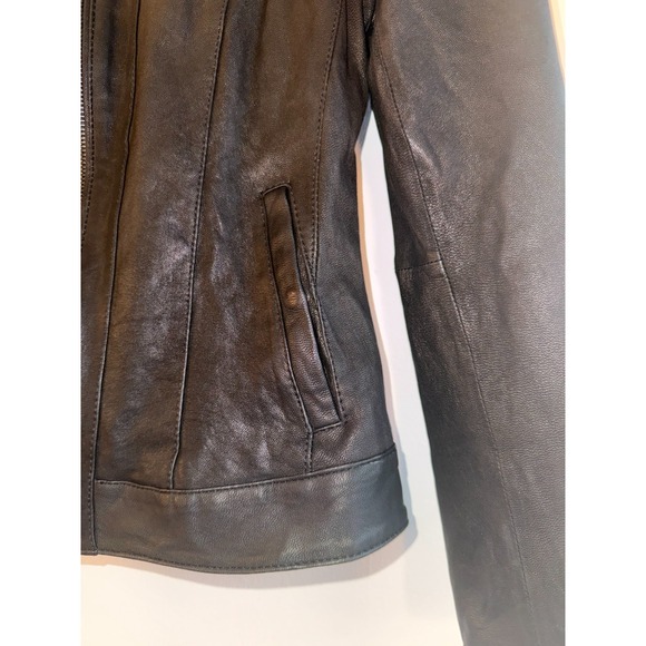 Cole Haan Women's Size Medium Racer Leather Jacket Black Moto Style EUC Classic - Picture 7 of 9